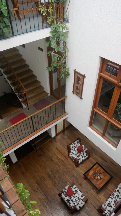Yoho Home Away Home Kandy Exterior photo