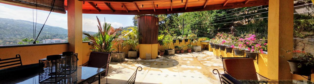 Yoho Home Away Home Kandy Exterior photo