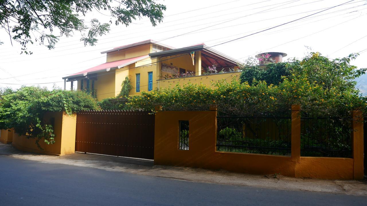 Yoho Home Away Home Kandy Exterior photo