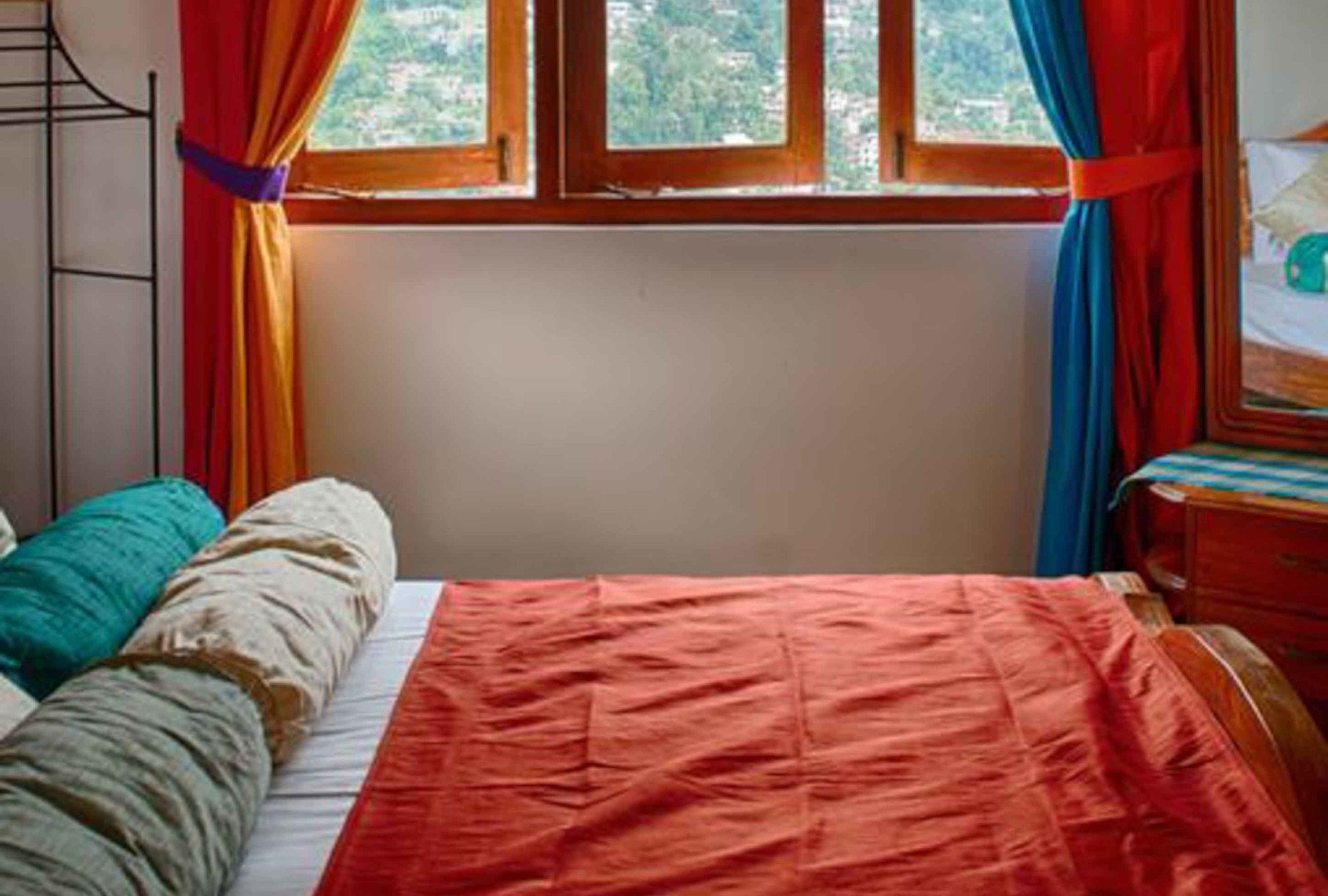 Yoho Home Away Home Kandy Exterior photo