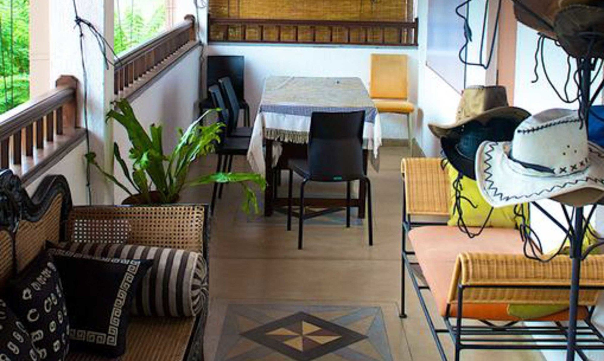 Yoho Home Away Home Kandy Exterior photo